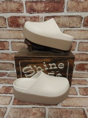 🆕️brand New 2025 Crocs Dylan Platform Clogs